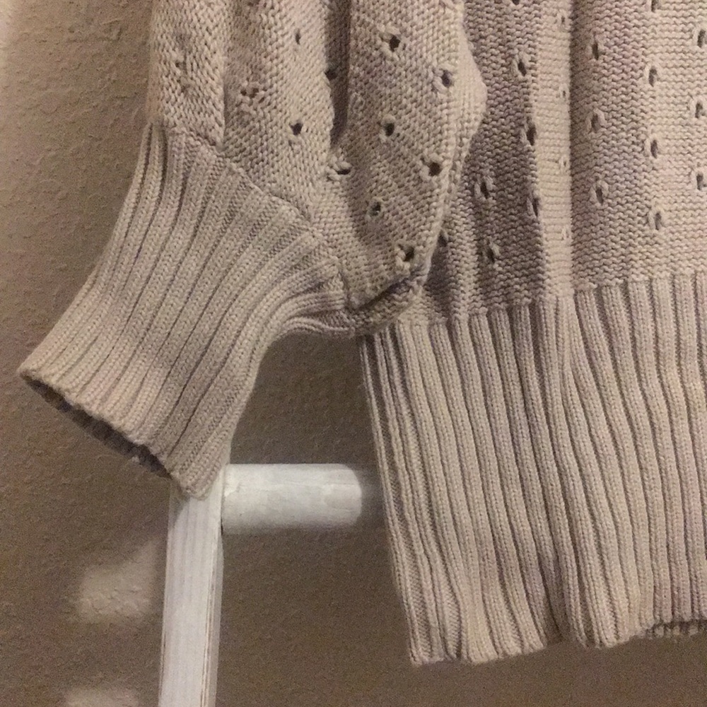 Sweater - Picture 2 of 4